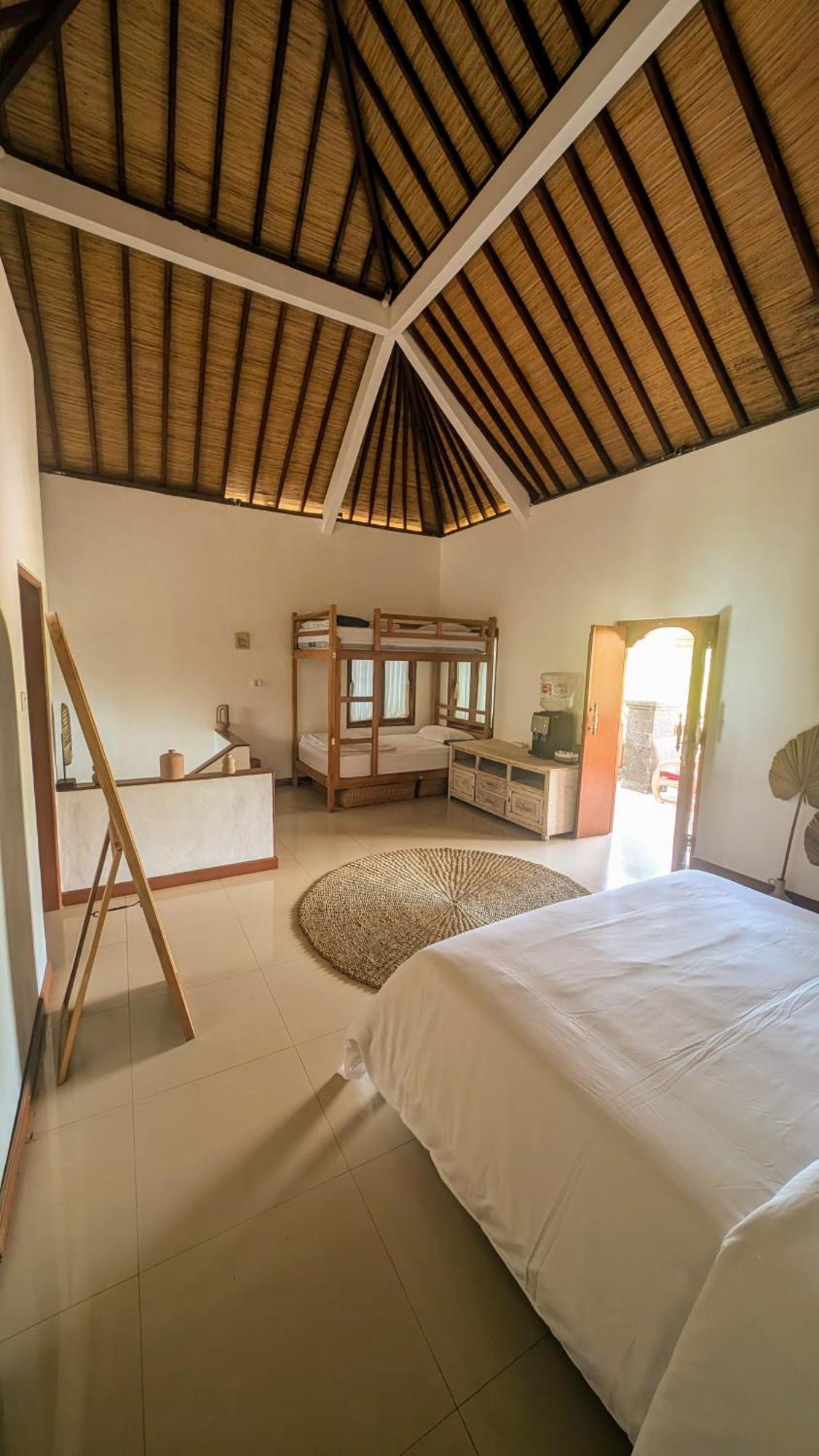 Kamayana, Peaceful & Quiet 6Br Villa With Huge Pool And Tropical Garden Canggu Eksteriør billede